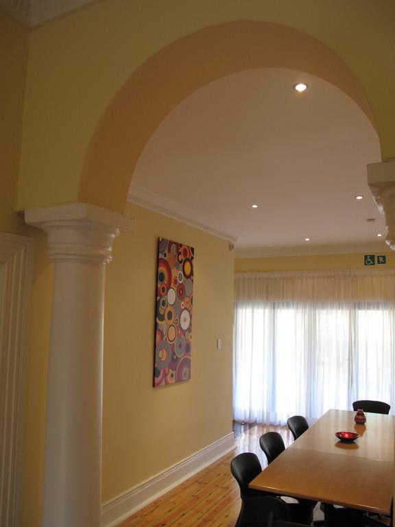 The Crescent Guesthouses - Bnb/Self Catering Durban Exterior foto